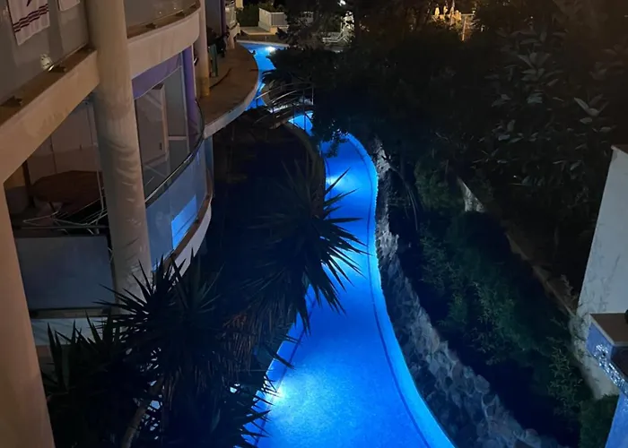 Quiet Front Salou