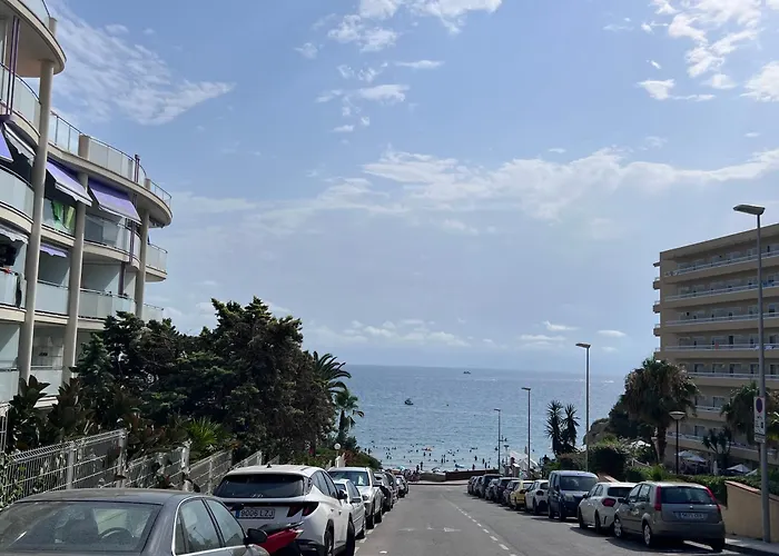 Quiet Front Salou