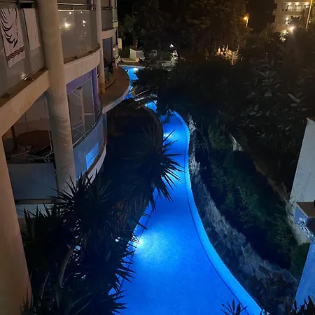 Quiet Front With Parking Salou
